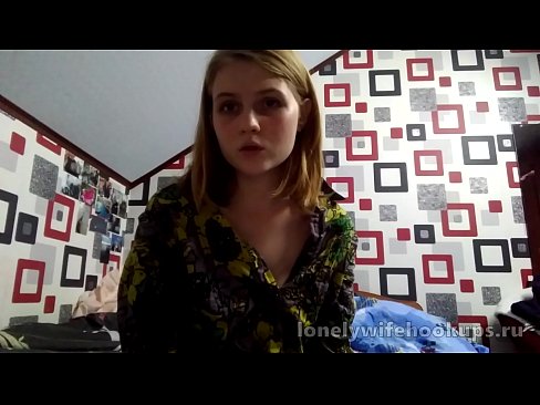 ❤️ Xwendekarê ciwan blonde ji Rûsyayê ji dîkên mezintir hez dike. ☑ Pornoya anal li me ❌️❤